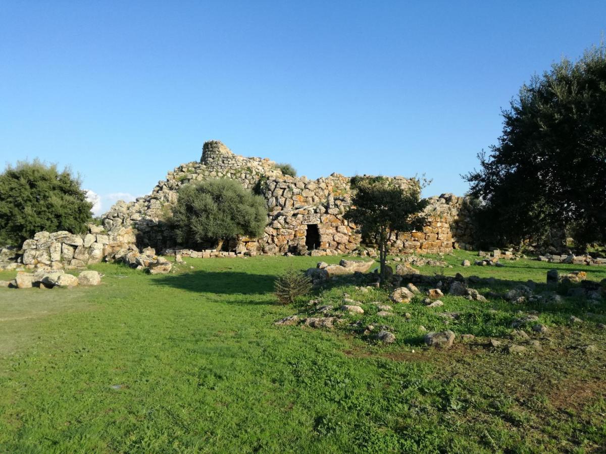 Bed and Breakfast Is Antas Orroli Exterior foto
